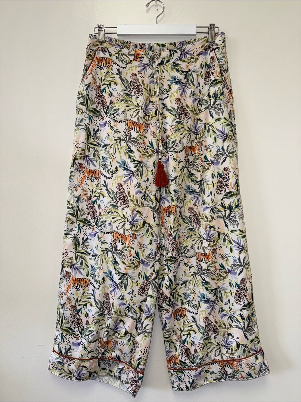 NWT World Market (L/XL) Brand New Neutral Lightweight Pants W/ Tropical Pattern